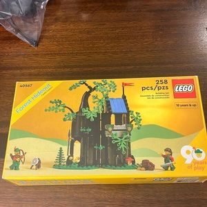 Lego Forest hideout castle system